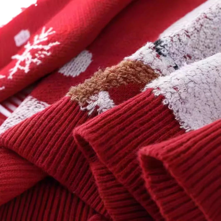 Pullover knit for women with reindeer and snowflakes pattern Lune London