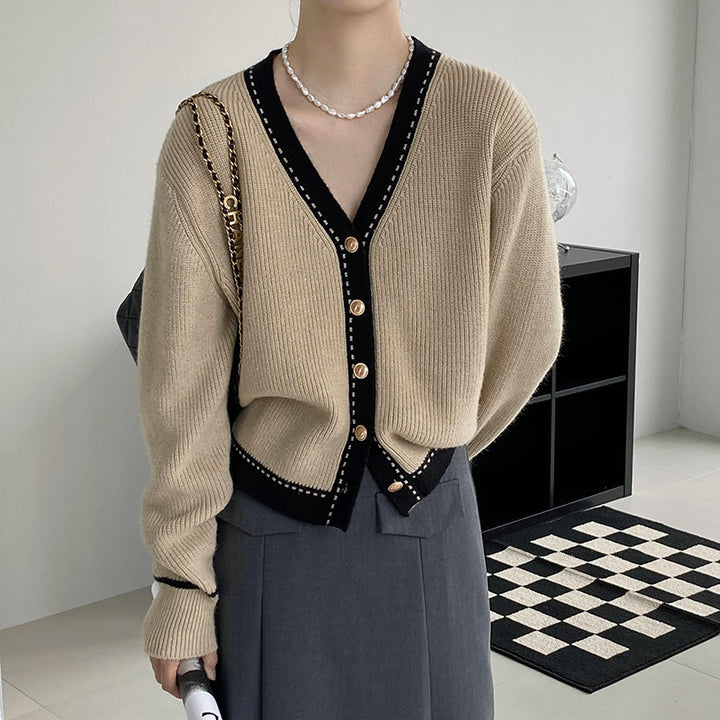 Cardigan de mode pour femmes avec détails contrastés Chic & Stil