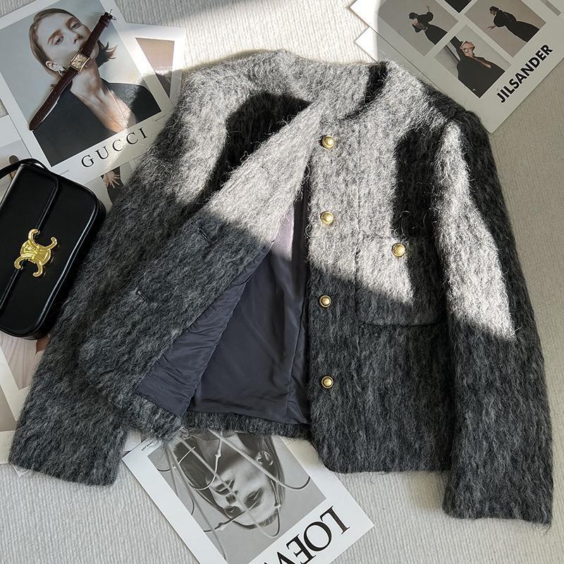 Chic cardigan pour femmes avec détails de boutons dorés Chic & Stil