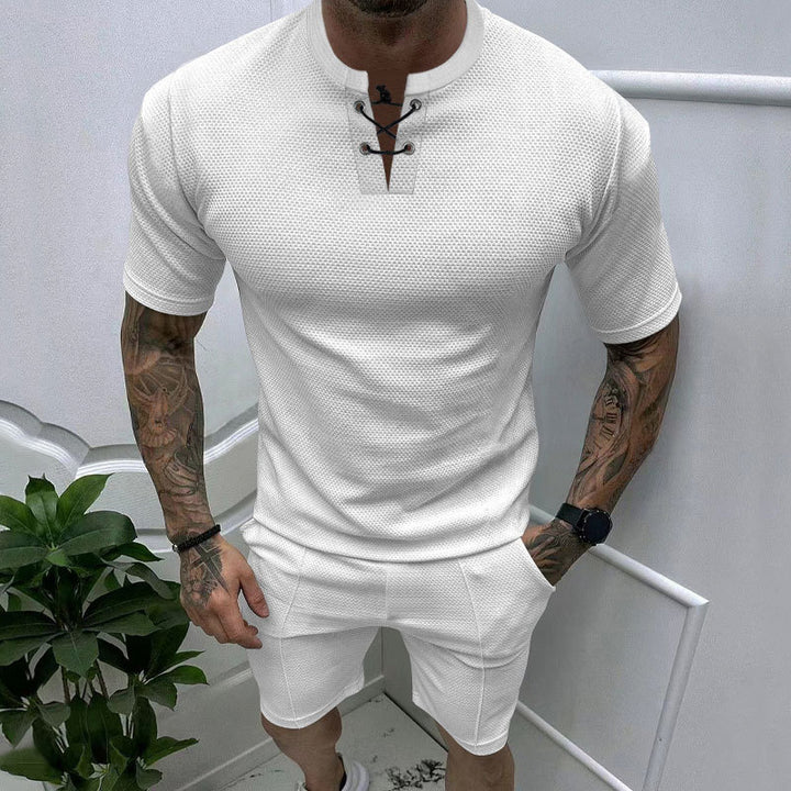 Sporty short t-shirt for men with laces Lune London