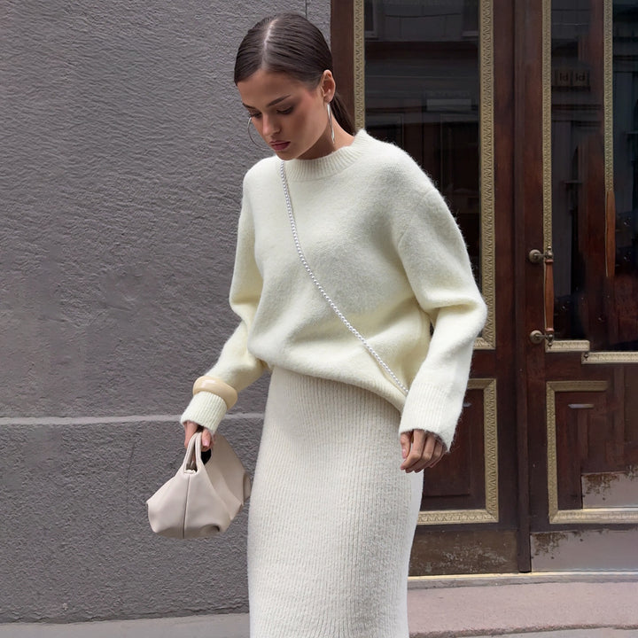 Women Sweater-Skirt Set Lune London