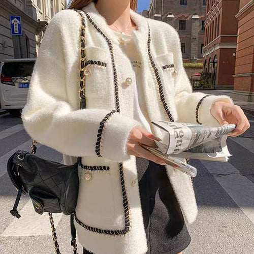Cardigan Élégant pour Femmes avec Détails Contrastes et Poches Chic & Stil