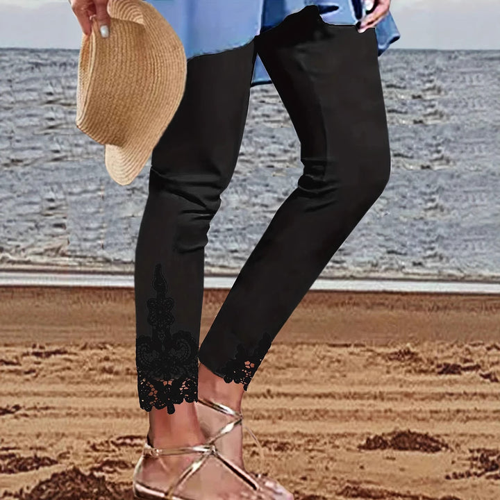 Leggings for women with lace hem and elastic waist Lune London