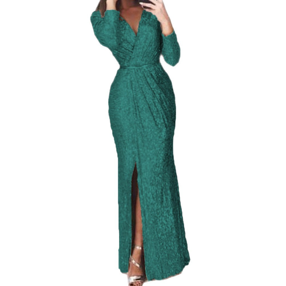 Robe de soirée longue pour femmes avec un design élégant enveloppant et une fente Chic & Stil
