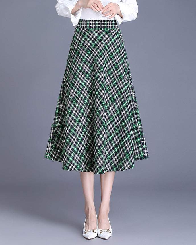Midi skirt for women with an elegant checked design and fluid cut Lune London
