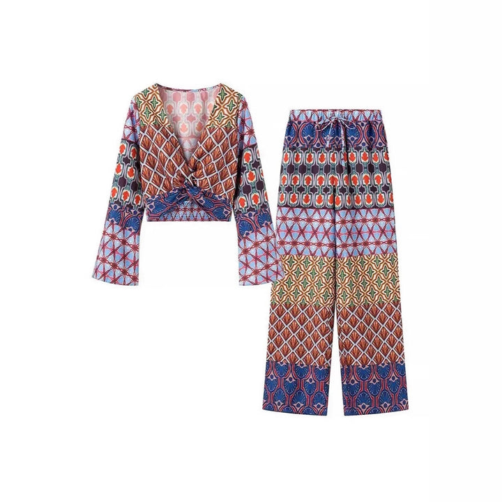 Wide printed pants for women with elastic waist and trendy design Lune London