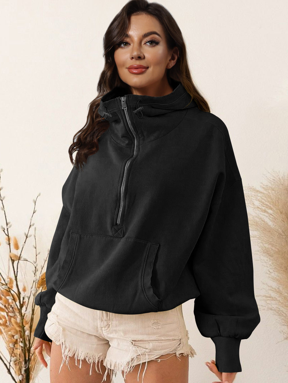Casual hooded sweatshirt for women with half-zip Lune London