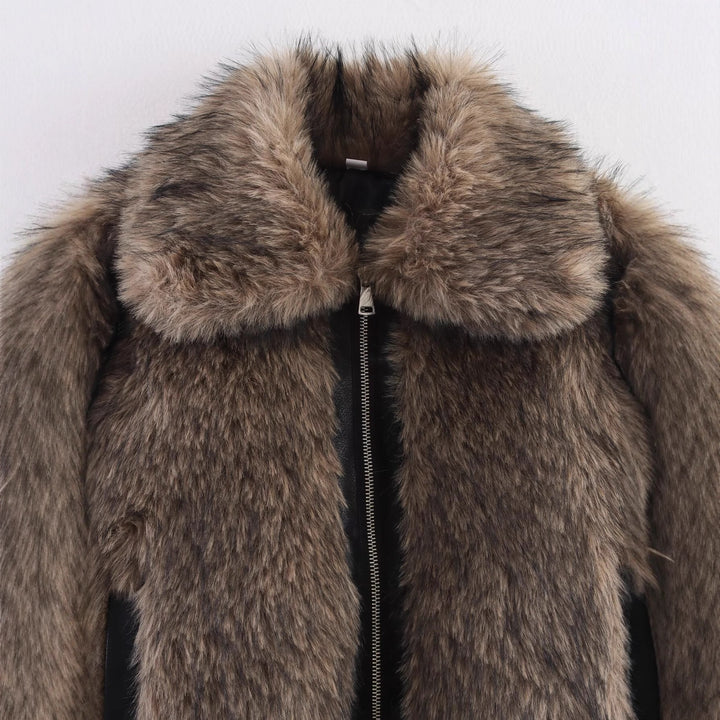 Faux leather jacket for women with oversized collar and practical pockets Lune London