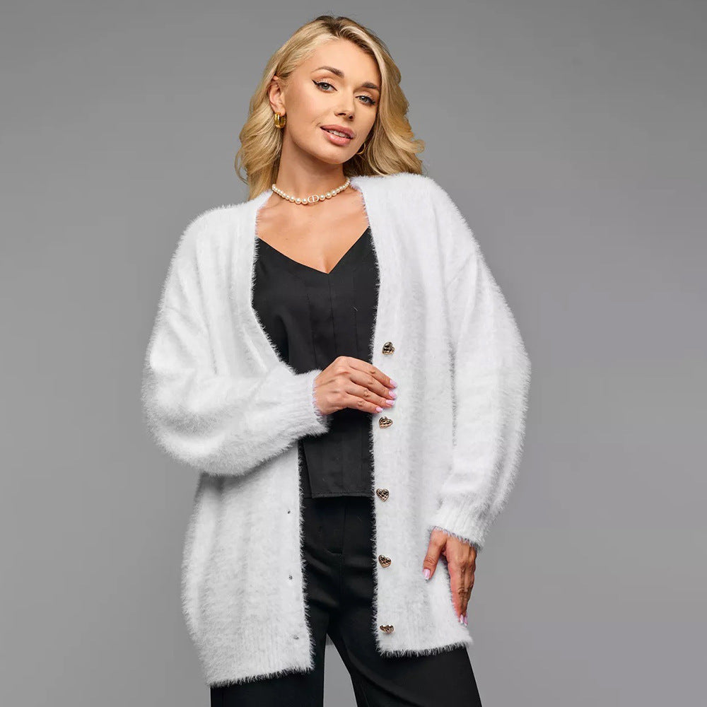 Cardigan surdimensionné pour femmes avec boutons en forme de cœur et matériau doux Chic & Stil