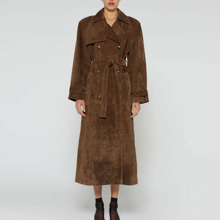 Elegant long suede coat for women with removable collar and practical pockets Lune London