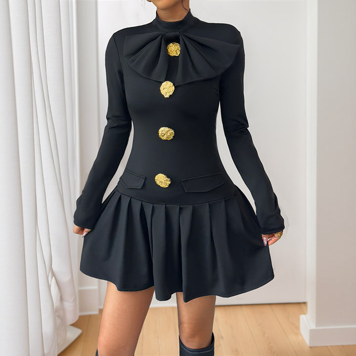 Robe enveloppante à la mode pour femmes avec col montant élégant et détails de boutons décoratifs Chic & Stil