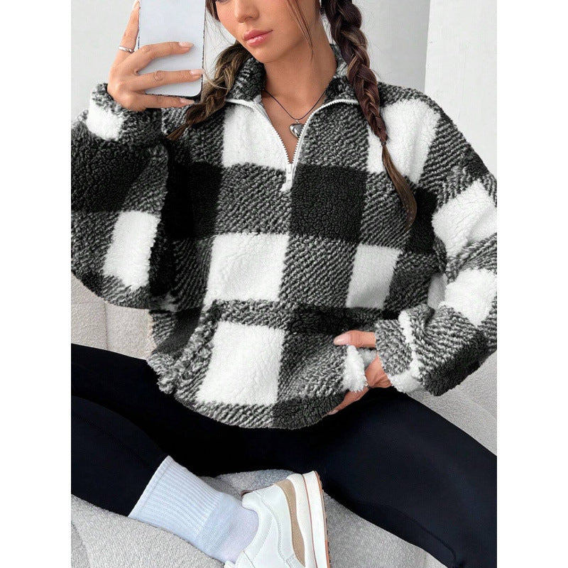 Women fleece sweater with high collar Lune London