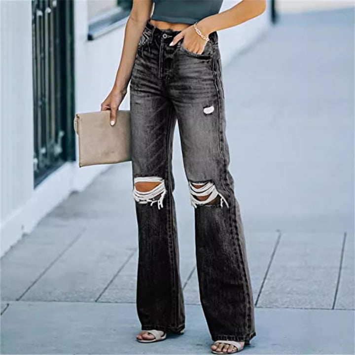 Flared jeans for women with a modern distressed look with high pockets Lune London