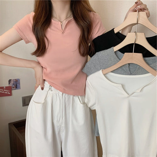 Women's Short Sleeve T-Shirt with Elegant V-Neck and Fashionable Detail