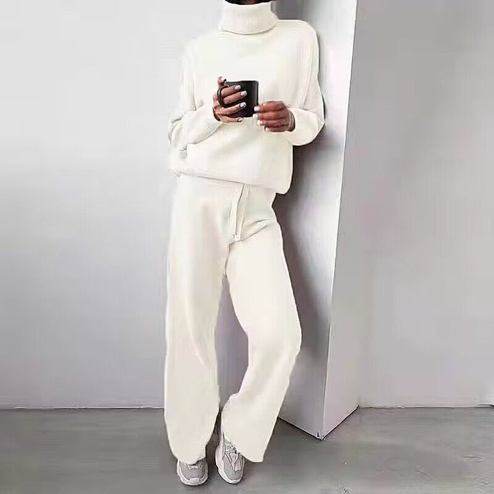 Elegant knit loungewear set for women with high collar and wide legs Lune London