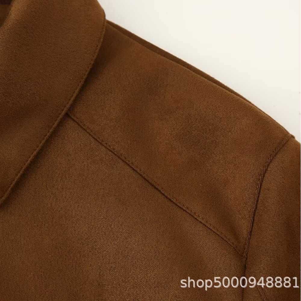 Trendy suede jacket for women with practical zip pockets Lune London