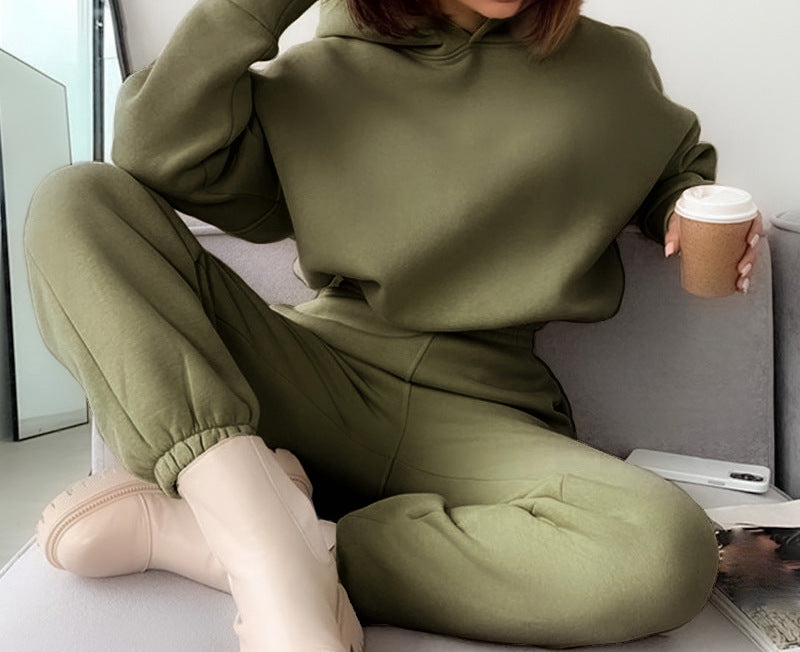 Ladies casual tracksuit with hood and elastic waist Lune London