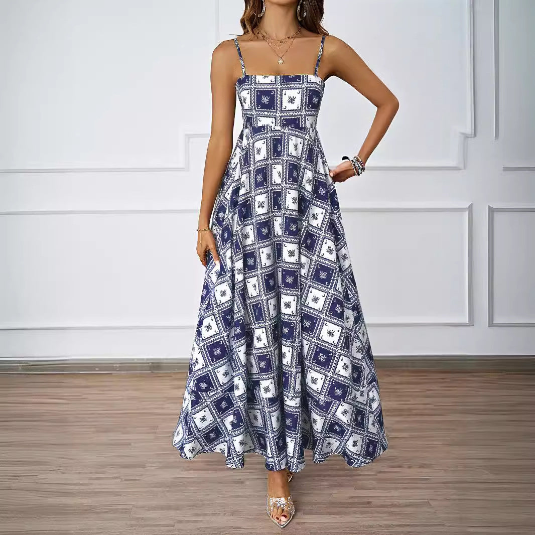 Maxi dress for women with graphic pattern Chic & Stil