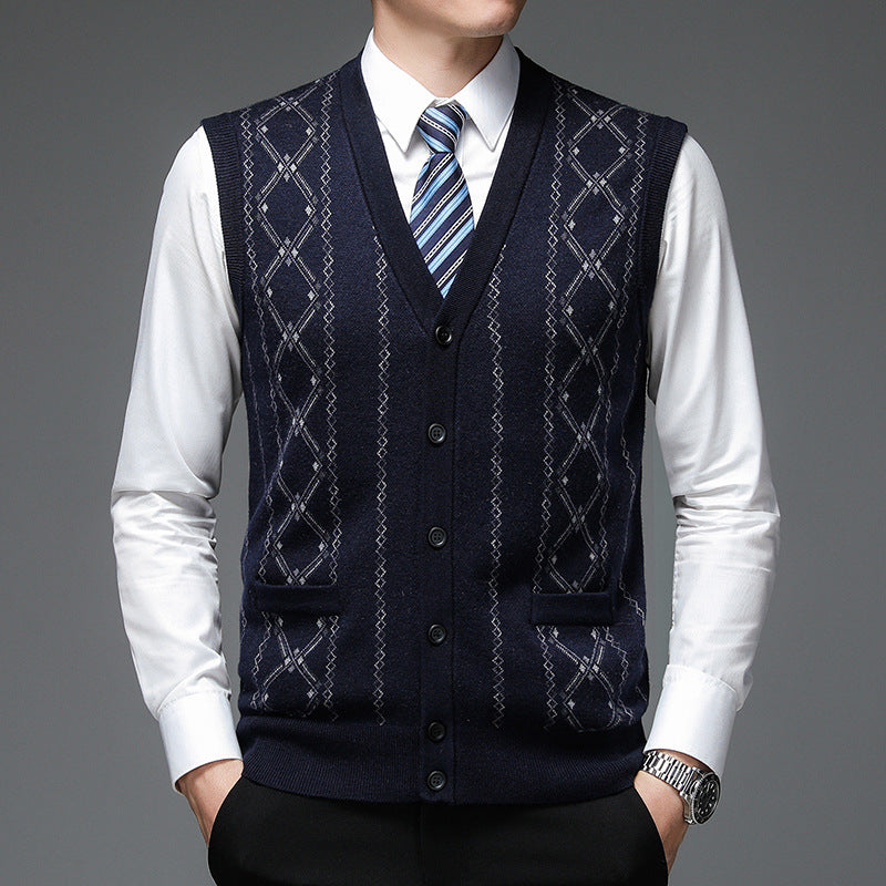 Elegant knitted vest for men with diamond pattern and shawl collar Lune London