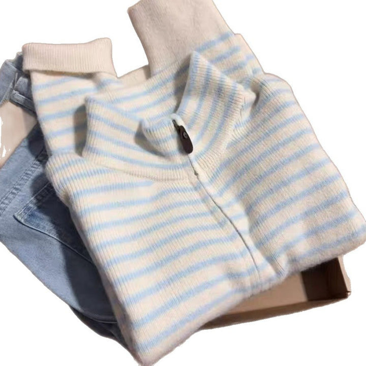 Pull-over matelassé ¼-zip pour femmes avec texture à rayures fines Chic & Stil