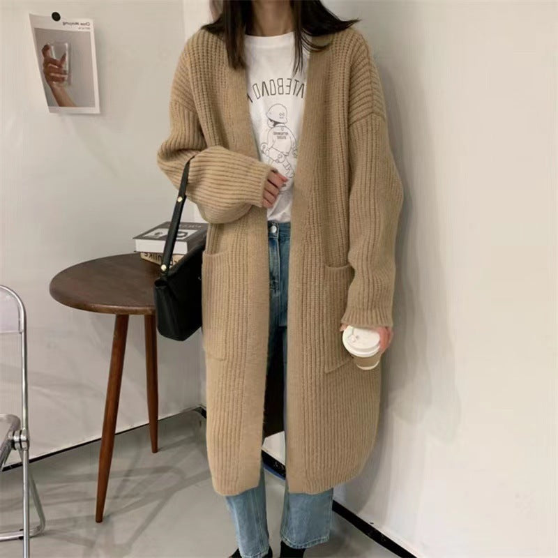 Women's knitted cardigan with a relaxed silhouette and deep pockets Lune London