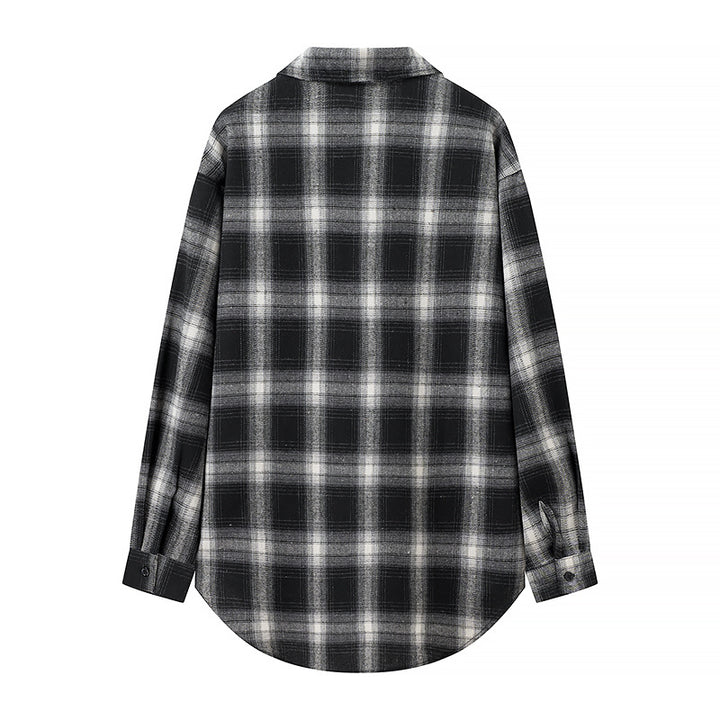 Chemise en flanelle pour femmes avec motif à carreaux et poches poitrine Chic & Stil