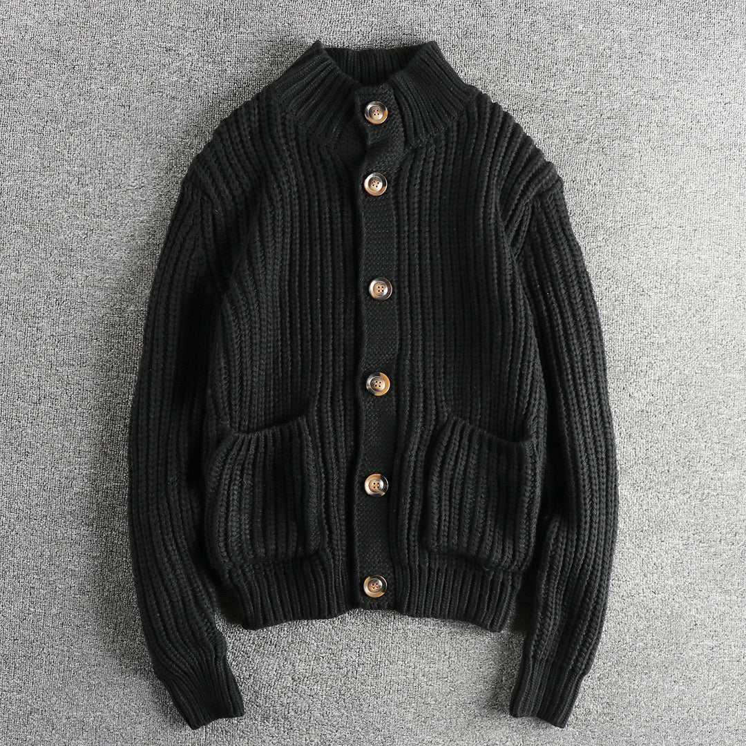Knit jacket for women with large pockets and button closure Lune London