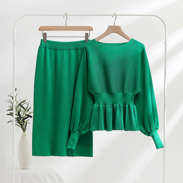 Fashionable women's knitted loungewear set with ruched top and midi skirt Lune London