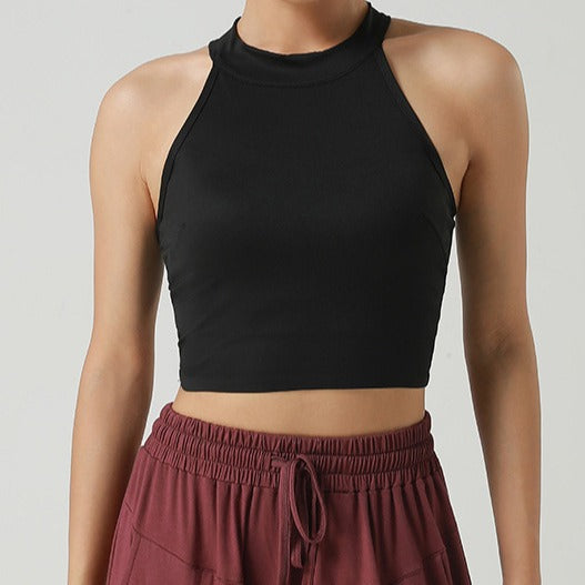 Ladies Sportif Crop-top with high collar and breathable properties Lune London