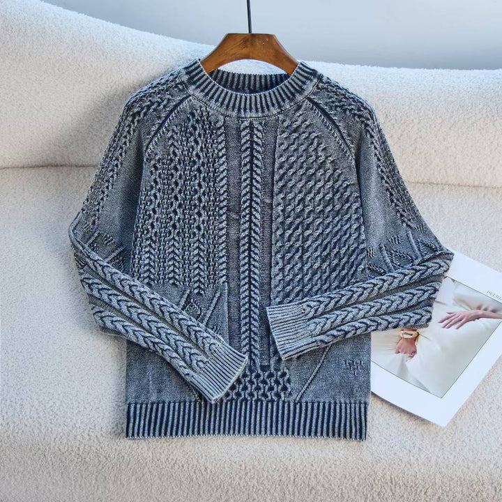 Cozy knitted sweater for women with a structured twisted pattern Lune London