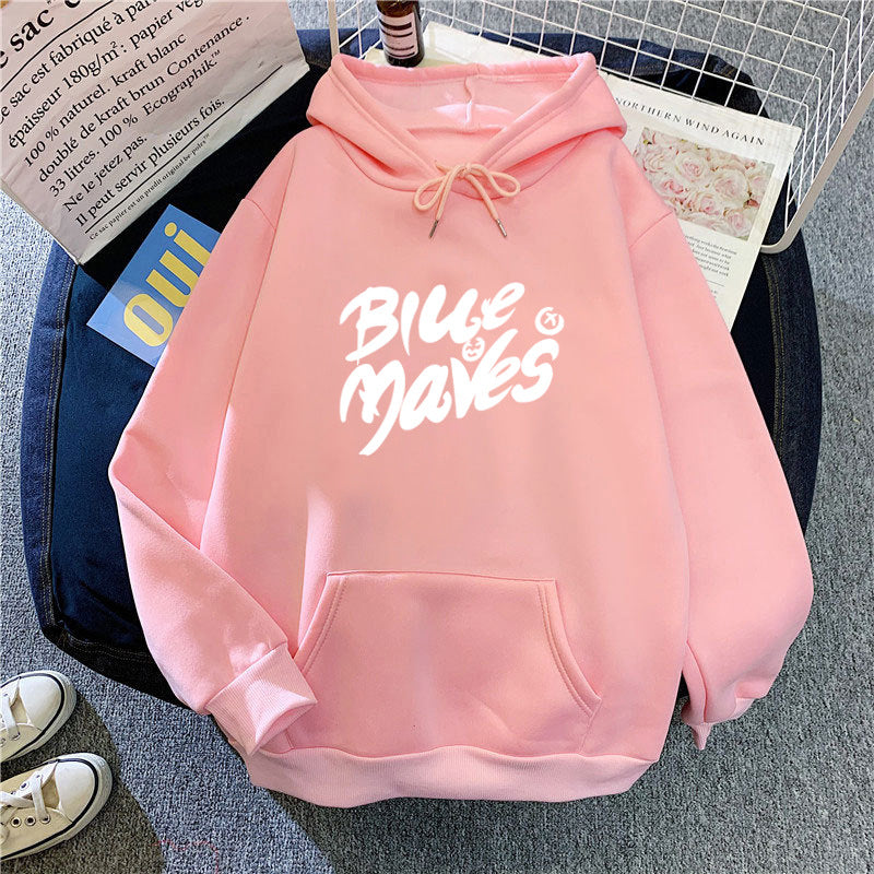 Women's hoodie with eye-catching print Chic & Stil