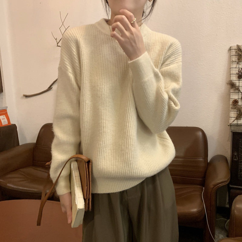Ladies Elegant Fine Knit Sweater with High Neck and Casual Cut Lune London