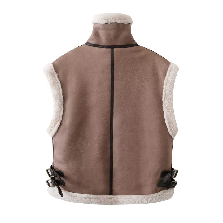 Trendy women's jacket with soft lining and elegant details Lune London