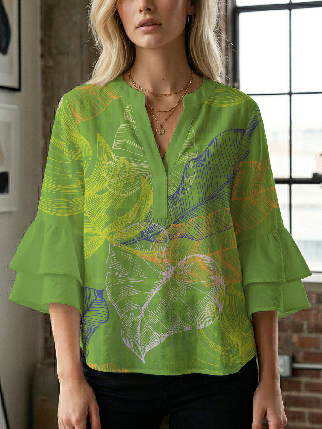 Ladies blouse with voluminous ruffled sleeves and floral print Lune London