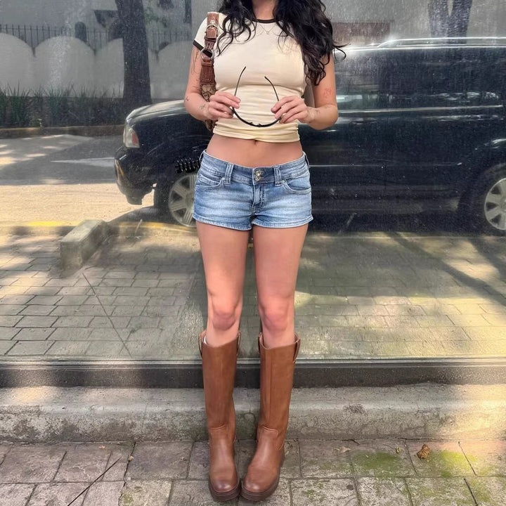 Women’s casual denim shorts with stylish details Lune London