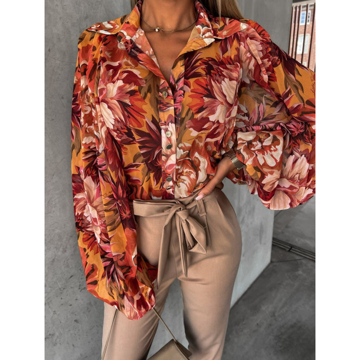 Women's blouse with floral print and bell sleeves Lune London