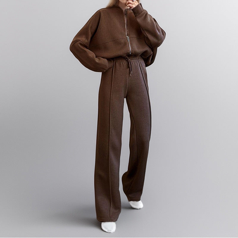 Ensemble sportif pour femmes avec fermeture éclair et jambes larges Chic & Stil