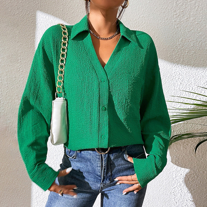 Light leisure shirt for women in textured fabric Lune London