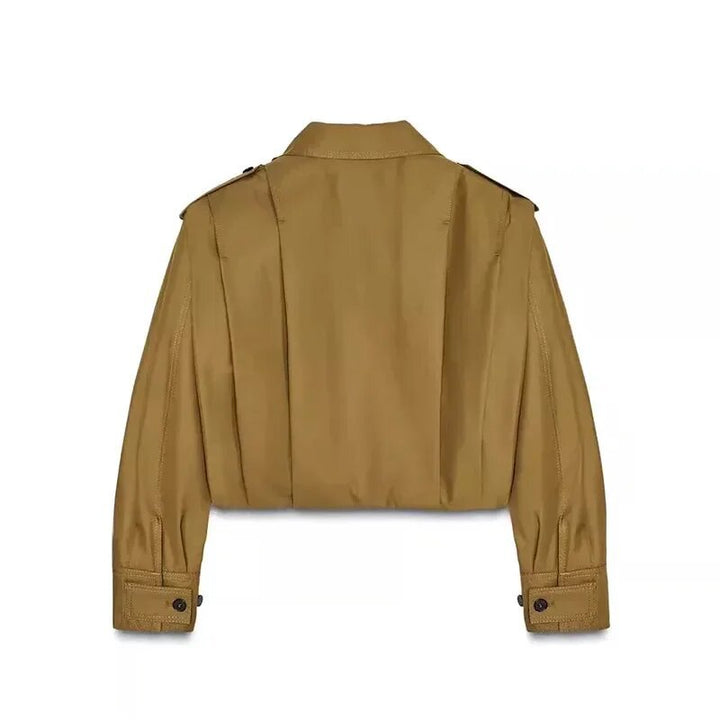 Fitted feminine blouse with continuous button details Lune London