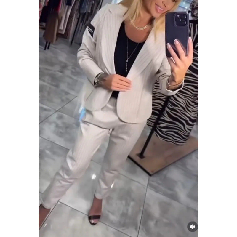 Women Elegant business-casual suit set with fine stripes and a modern fit Lune London