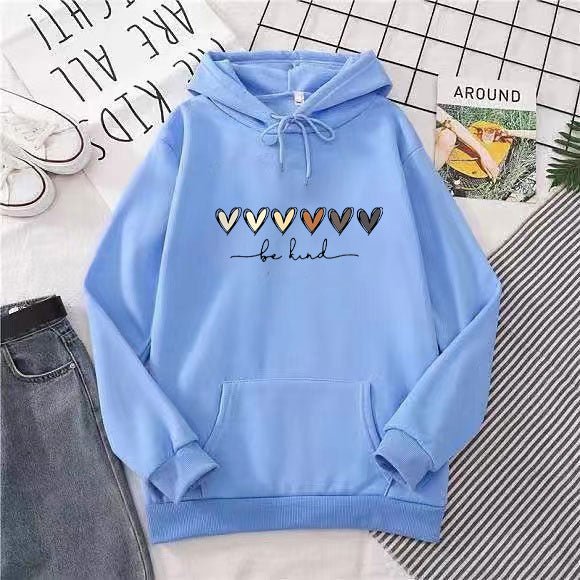 Women's hoodie with creative heart design Chic & Stil