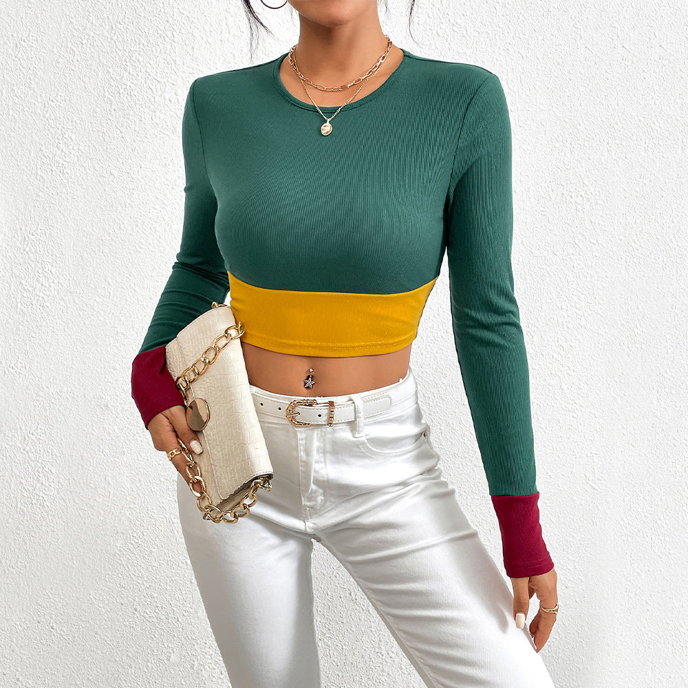 Short top for women with colorful design and long sleeves Chic & Stil