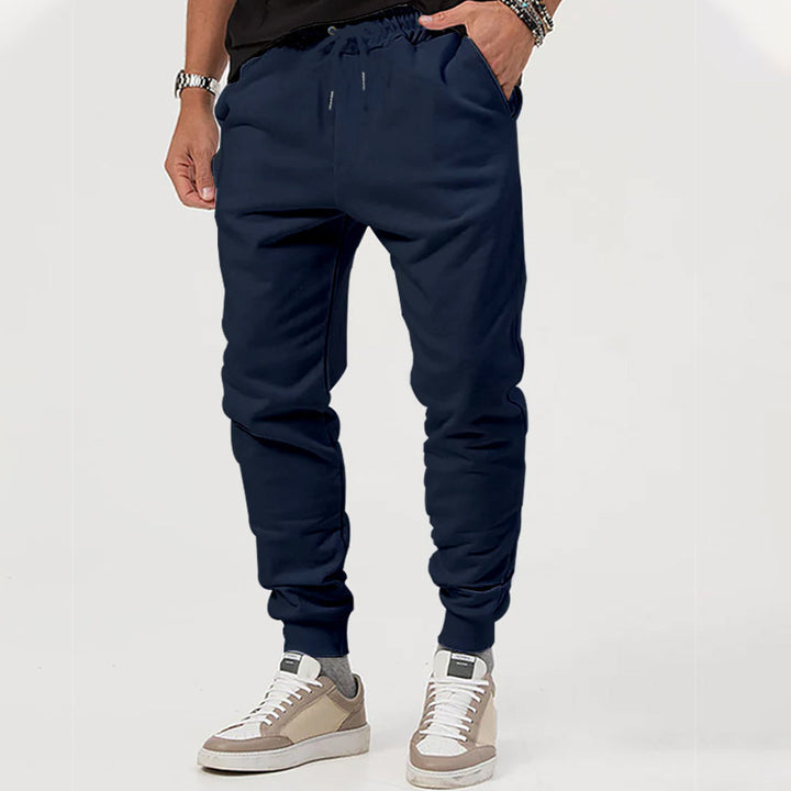 Men's sporty leisure pants with elastic waistband and practical side pockets Lune London