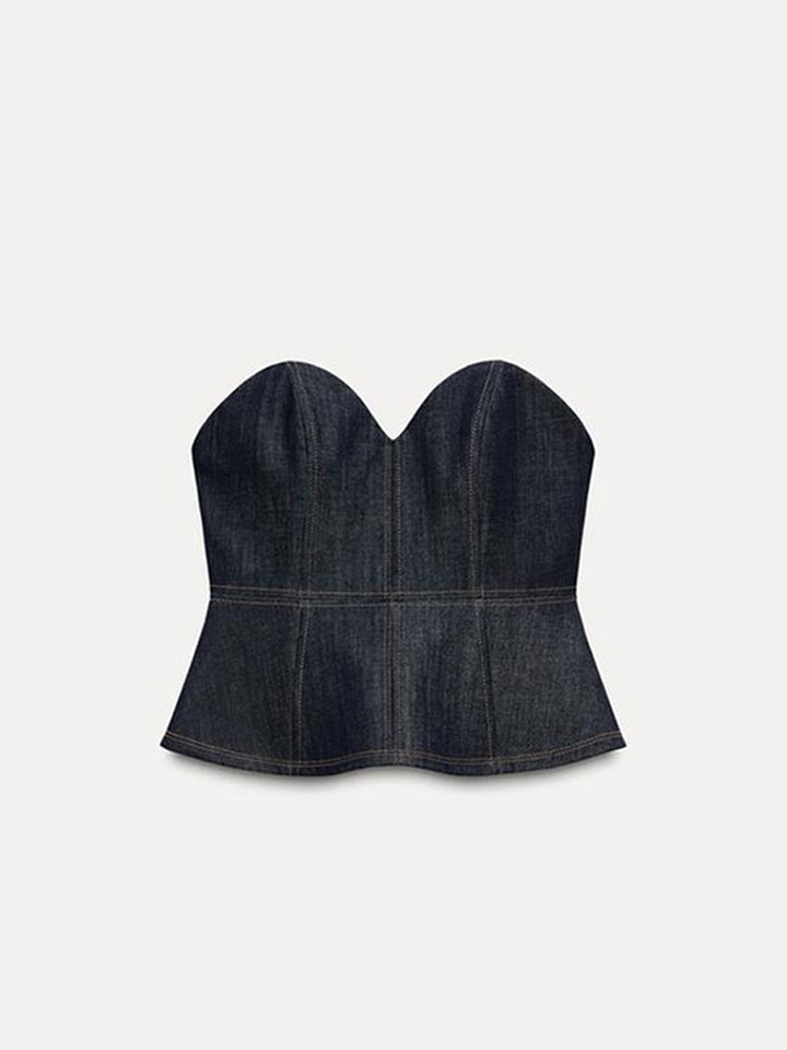 Modern women’s denim blazer with a fitted cut and practical pockets Lune London