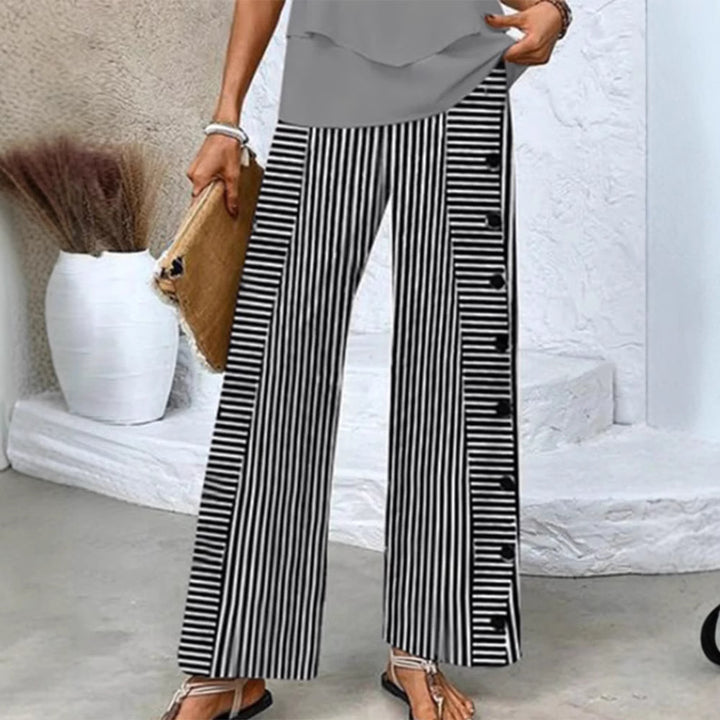 Pantalons palazzo larges à rayures pour femmes avec des détails de bouton pratiques Chic & Stil