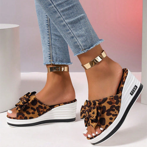 Women's platform sandals with stylish bow application and comfortable sole Lune London