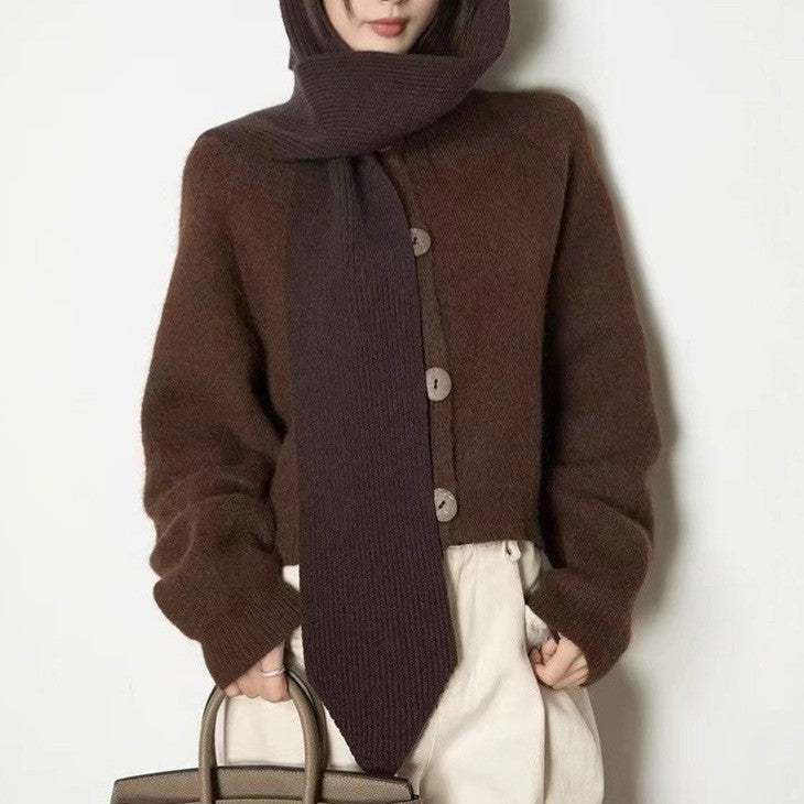 Ladies comfortable cardigan with large buttons and a high collar Lune London