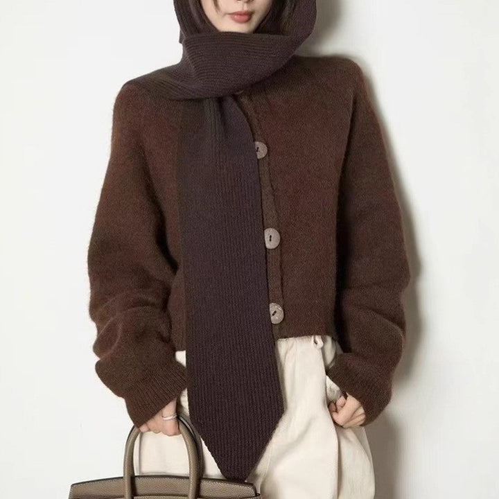 Ladies comfortable cardigan with large buttons and a high collar Lune London