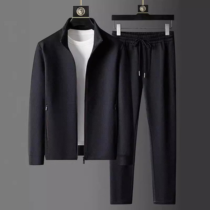Functional sports set for men made of high-quality fabric Lune London