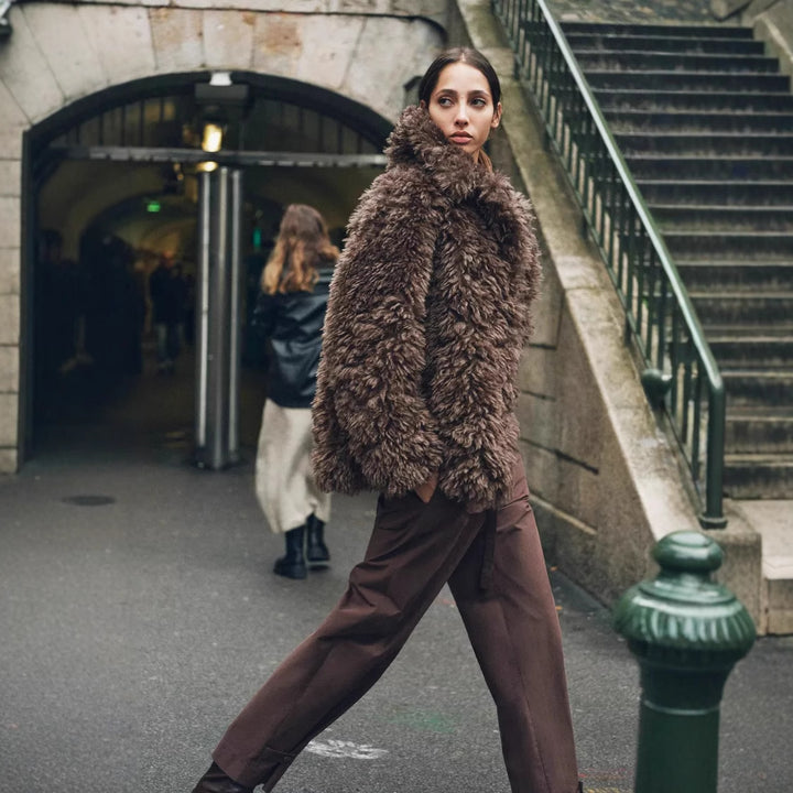 Women’s plush jacket with soft synthetic fur and stylish collar Lune London